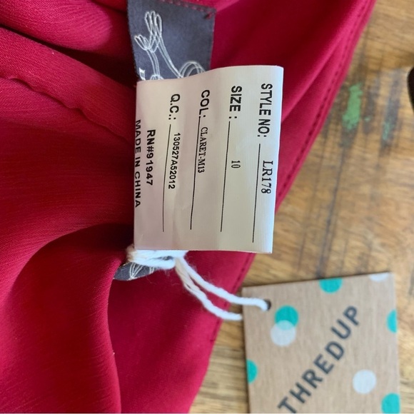 Lela Rose Sleeveless V Neck Short Bridesmaid Flame Dress by Dessy Size 10 - Picture 14 of 16